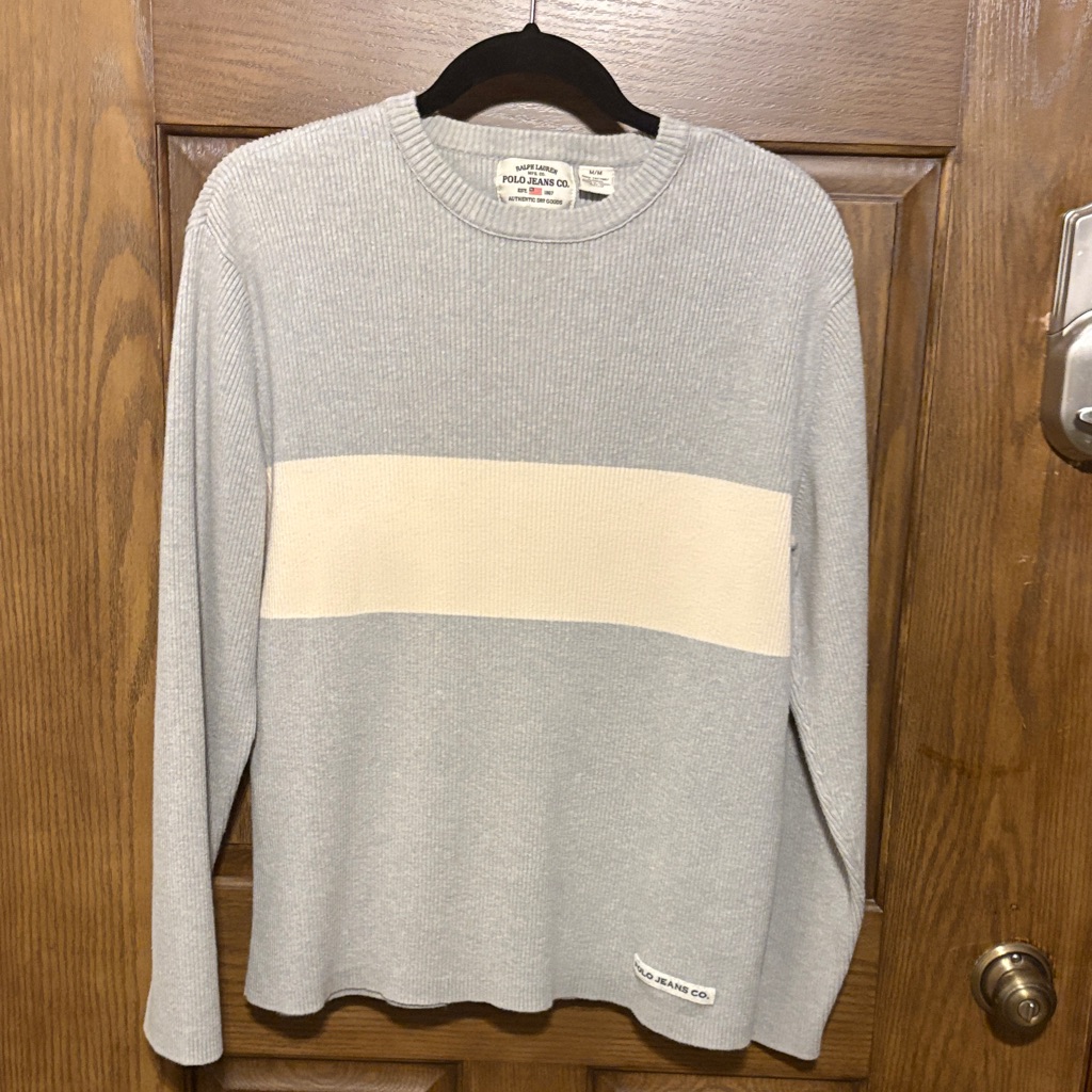 Ralph Lauren Sweater. Made Of A Stretchy Material.